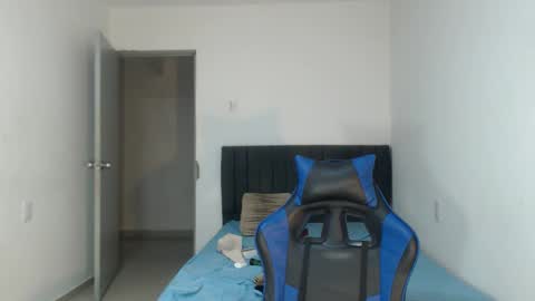 Natalia Duran online show from 27, 11, 2025