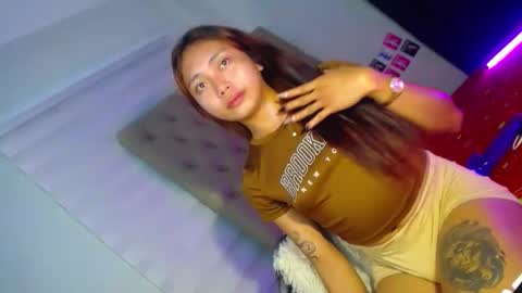 Snapshot of sexynaughtymorena chatting on 29, 10, 2025 REA online show from 29, 10, 2025