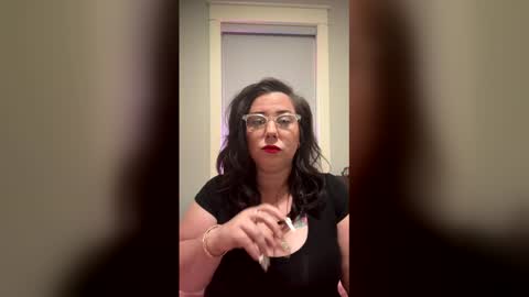 Snapshot of sexyqueenb504 chatting on 9, 1, 2026 sexyqueenb504 online show from 9, 1, 2026