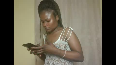 queenivy online show from 2, 10, 2025