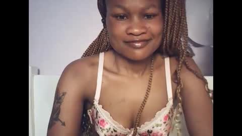 queenivy online show from 9, 2, 2026