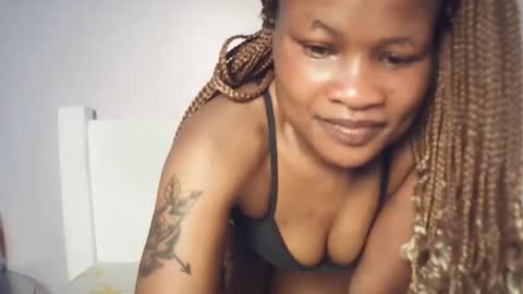 queenivy online show from 13, 2, 2026