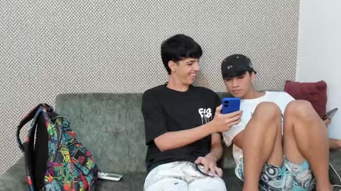 Snapshot of sexys_boys18 chatting on 8, 2, 2025 MATIAS-18 THIAHO -18 MAX-19 NICOKALY-19 CAIN-19 MOD ESTEBAN online show from 8, 2, 2025