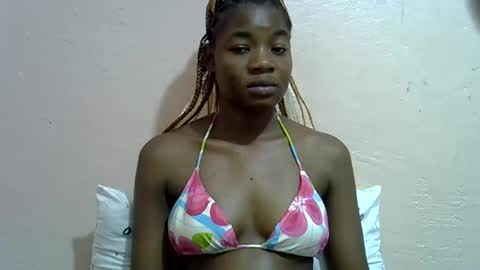 Snapshot of sexyshaz22 chatting on 10, 5, 2026 sexyshaz22 online show from 10, 5, 2026