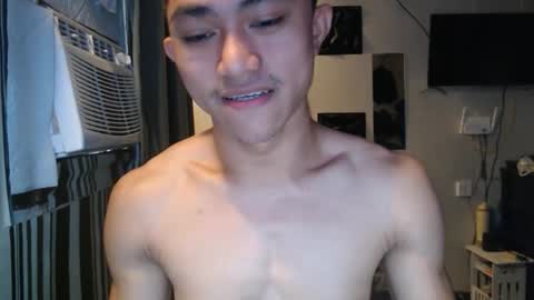 sexystrongcum online show from 27, 3, 2026