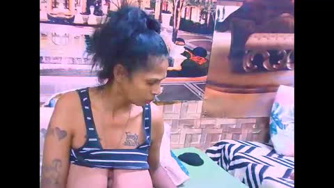 sexyva4u2luv online show from 13, 9, 2025