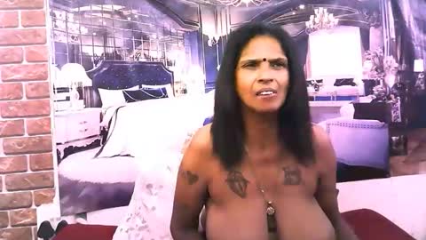 sexyva4u2luv online show from 13, 11, 2025