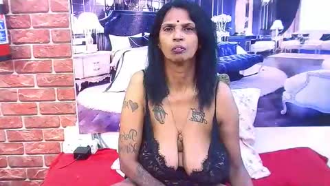 Snapshot of sexyva4u2luv chatting on 7, 2, 2026 sexyva4u2luv online show from 7, 2, 2026