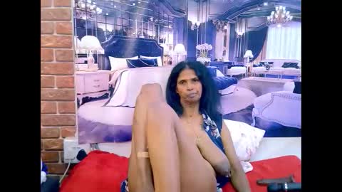 sexyva4u2luv online show from 2, 5, 2026