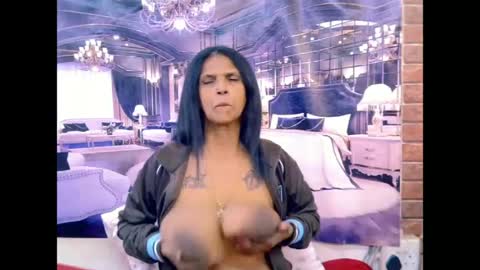Snapshot of sexyva4u2luv chatting on 24, 6, 2026 sexyva4u2luv online show from 24, 6, 2026