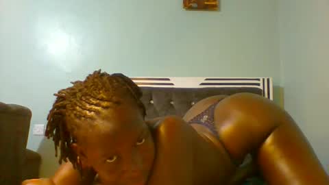 VIVIAN online show from 8, 2, 2025