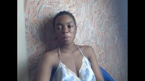 Snapshot of sexyxbunnyxx chatting on 8, 12, 2024 Blue online show from 8, 12, 2024