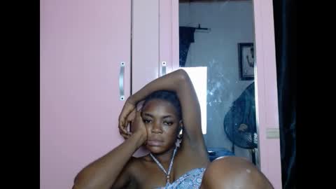 Snapshot of sexyxbunnyxx chatting on 11, 1, 2025 Blue online show from 11, 1, 2025