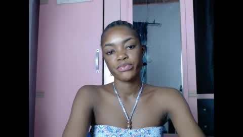 Snapshot of sexyxbunnyxx chatting on 16, 1, 2025 Blue online show from 16, 1, 2025