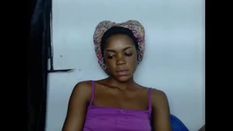 Snapshot of sexyxbunnyxx chatting on 2, 2, 2025 Blue online show from 2, 2, 2025