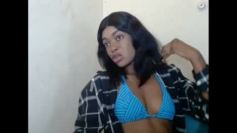 Snapshot of sexyxbunnyxx chatting on 16, 2, 2025 Blue online show from 16, 2, 2025