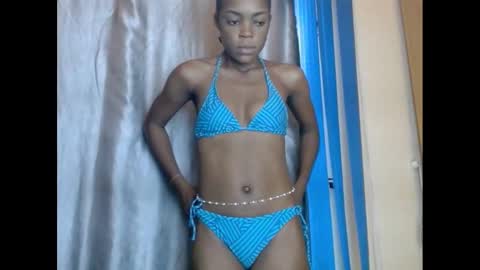 Snapshot of sexyxbunnyxx chatting on 16, 2, 2025 Blue online show from 16, 2, 2025