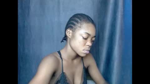 Snapshot of sexyxbunnyxx chatting on 20, 2, 2025 Blue online show from 20, 2, 2025