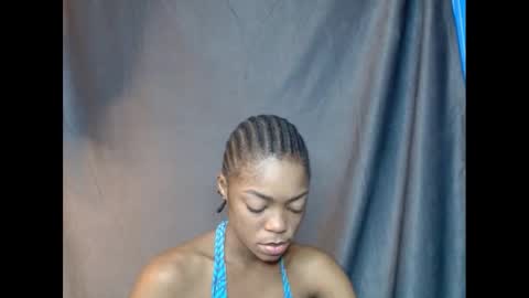 Snapshot of sexyxbunnyxx chatting on 11, 3, 2025 Blue online show from 11, 3, 2025