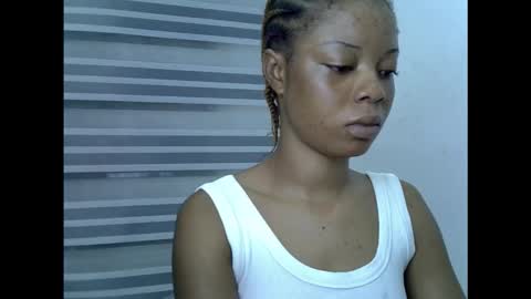 sexyxpeach online show from 16, 12, 2025