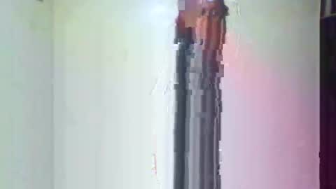 Mel online show from 4, 2, 2025