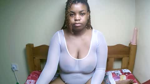 sexyyred_ online show from 17, 4, 2026