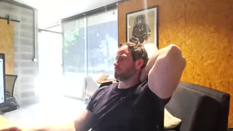 shad0w_hunter online show from 3, 2, 2026