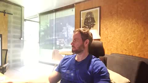Snapshot of shad0w_hunter chatting on 6, 4, 2026 shad0w_hunter online show from 6, 4, 2026
