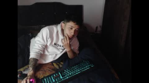 Snapshot of shadow_men_ chatting on 13, 7, 2026 james online show from 13, 7, 2026