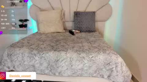 Snapshot of shairytovar chatting on 8, 10, 2025 shairytovar online show from 8, 10, 2025