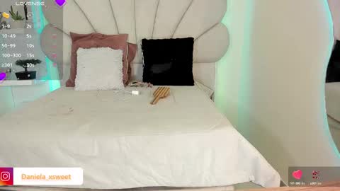 Snapshot of shairytovar chatting on 12, 10, 2025 shairytovar online show from 12, 10, 2025
