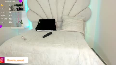 Snapshot of shairytovar chatting on 17, 10, 2025 shairytovar online show from 17, 10, 2025