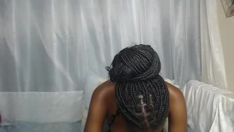 Snapshot of shakkiecam chatting on 8, 10, 2025 Shaky online show from 8, 10, 2025