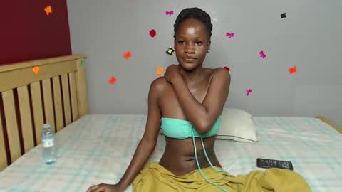 Snapshot of shaky396294 chatting on 3, 1, 2025 shaky xxx online show from 3, 1, 2025