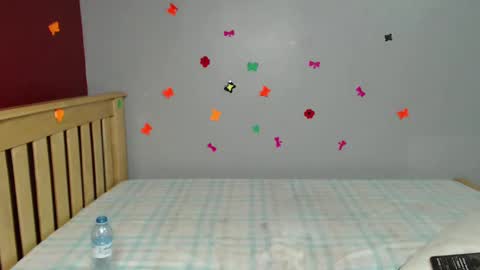 Snapshot of shaky396294 chatting on 4, 1, 2025 shaky xxx online show from 4, 1, 2025