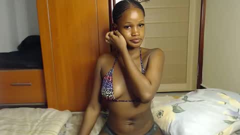 shaky xxx online show from 9, 11, 2025