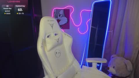 Vivian online show from 23, 9, 2025