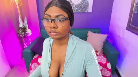 shalom_brown online show from 12, 5, 2026