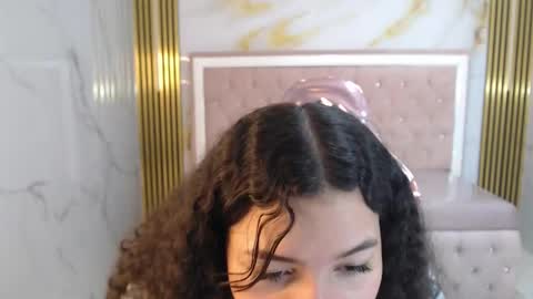 Snapshot of shalon_diaz_sub chatting on 9, 1, 2025 Shalon  online show from 9, 1, 2025