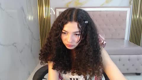Snapshot of shalon_diaz_sub chatting on 13, 1, 2025 Shalon  online show from 13, 1, 2025