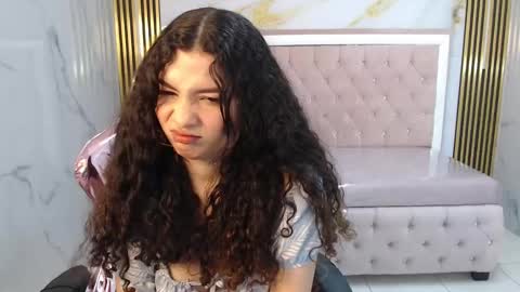 Snapshot of shalon_diaz_sub chatting on 18, 1, 2025 Shalon  online show from 18, 1, 2025