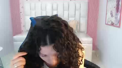 Snapshot of shalon_diaz_sub chatting on 10, 9, 2025 Shalon  online show from 10, 9, 2025