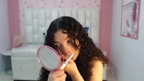 Snapshot of shalon_diaz_sub chatting on 12, 9, 2025 Shalon  online show from 12, 9, 2025