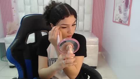 Snapshot of shalon_diaz_sub chatting on 17, 9, 2025 Shalon  online show from 17, 9, 2025