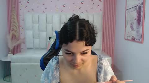 Snapshot of shalon_diaz_sub chatting on 3, 10, 2025 Shalon  online show from 3, 10, 2025