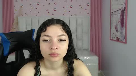 Snapshot of shalon_diaz_sub chatting on 11, 10, 2025 Shalon  online show from 11, 10, 2025