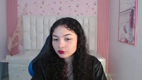 Snapshot of shalon_diaz_sub chatting on 17, 10, 2025 Shalon  online show from 17, 10, 2025