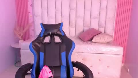 Shalon  online show from 3, 3, 2026