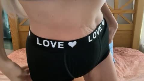 Snapshot of shamanwoman chatting on 5, 1, 2026 Shaman Woman online show from 5, 1, 2026