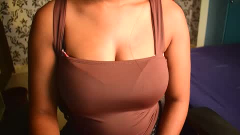 Snapshot of shanaya_indian chatting on 27, 9, 2025 shanaya indian online show from 27, 9, 2025